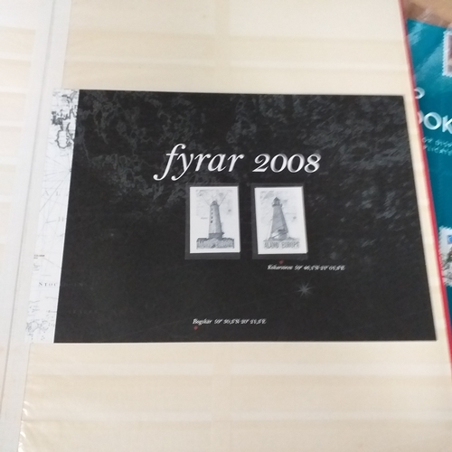 132 - 4 x W H Smith plus a Fil-i-Safe 8 page 16 side stock books with World stamps mint and used, includes... 