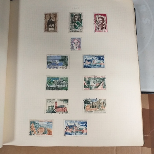 134 - World collection in 2 x Devon albums from early to approx 1980  and a WH Smith Collecta series album... 