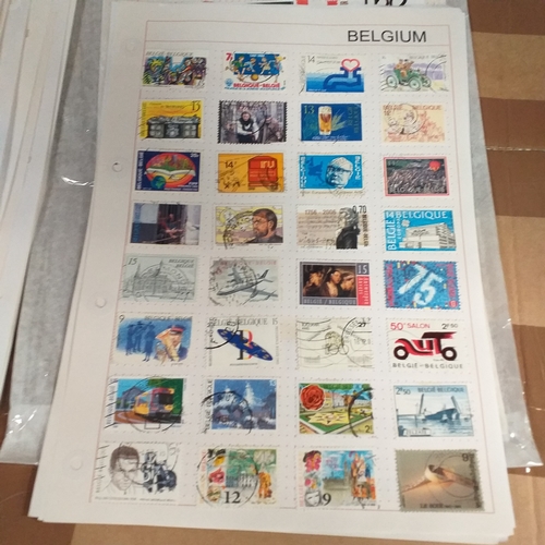 168 - Belgium substantial collection (many 100's) on 50+ pages approx, mint and used includes good selecti... 