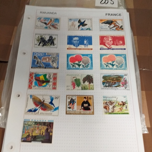 203 - French colonies, substantial collection on album sheets, many 100's mint and used from early to rece... 