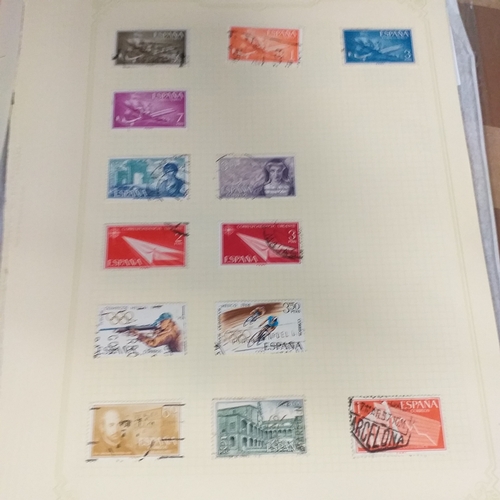 291 - Spain. Early, mostly used  collection to 1970's on 18 pages incl 4 covers - 328 stamps