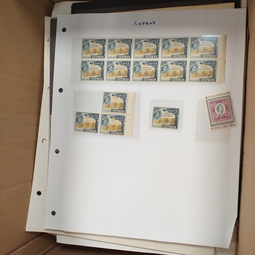 10 - Box: Album Sheets, all World, approximately 300 sheets, with no specific order. Good potential with ... 