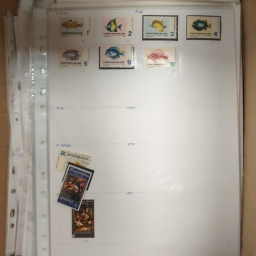 10 - Box: Album Sheets, all World, approximately 300 sheets, with no specific order. Good potential with ... 