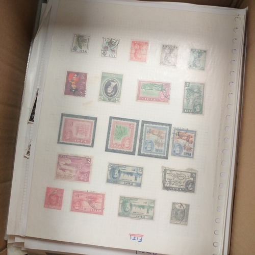 10 - Box: Album Sheets, all World, approximately 300 sheets, with no specific order. Good potential with ... 