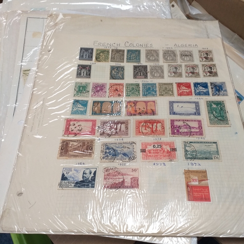 29 - Box of album leaves - 100's mostly Commonwealth, some foreign - viewing required