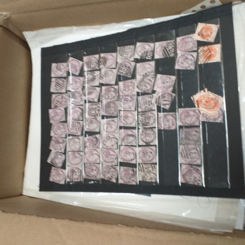 29 - Box of album leaves - 100's mostly Commonwealth, some foreign - viewing required