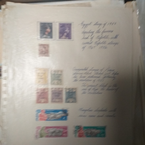 29 - Box of album leaves - 100's mostly Commonwealth, some foreign - viewing required