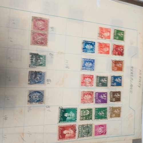 29 - Box of album leaves - 100's mostly Commonwealth, some foreign - viewing required