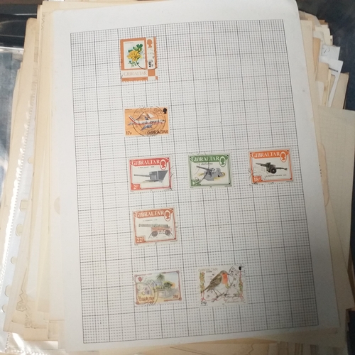 30 - Box of album leaves - 100's mostly Commonwealth, some foreign - viewing required