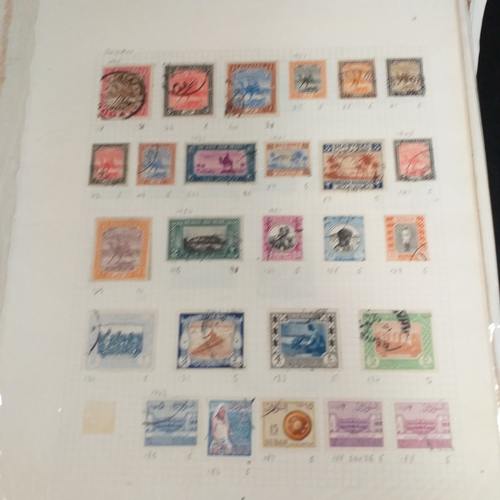 30 - Box of album leaves - 100's mostly Commonwealth, some foreign - viewing required