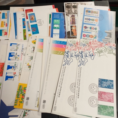 5 - Box: Hong Kong/China, a box contains a wide range of Hong Kong, HK SAR and China issues mostly MNH w... 