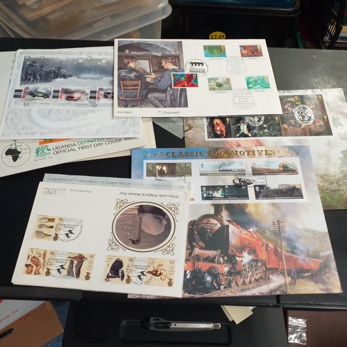 37 - Glory box with limited edition Benham Covers and around 24 envelopes containing Royalty Booklets, mi... 