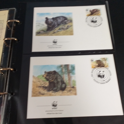 2 - Naked wines box containing 7 albums incl GB Silk Cover collection (2 albums), Disney, 1986 Royal Wed... 