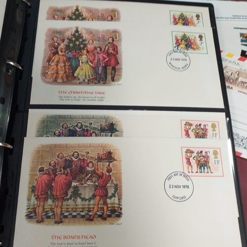 2 - Naked wines box containing 7 albums incl GB Silk Cover collection (2 albums), Disney, 1986 Royal Wed... 