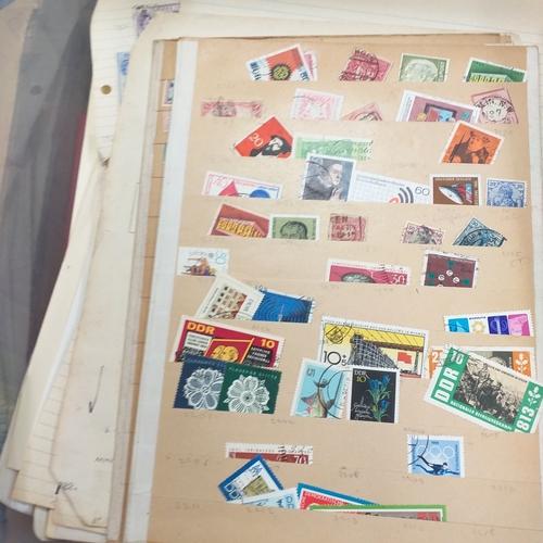 31 - Box of album leaves - 100's mostly Commonwealth, some foreign - viewing required