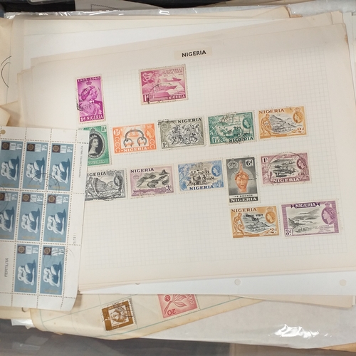 31 - Box of album leaves - 100's mostly Commonwealth, some foreign - viewing required