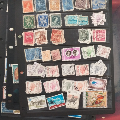 32 - Box of album leaves - 100's mostly Commonwealth, some foreign - viewing required