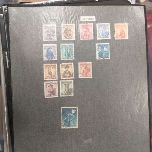 32 - Box of album leaves - 100's mostly Commonwealth, some foreign - viewing required