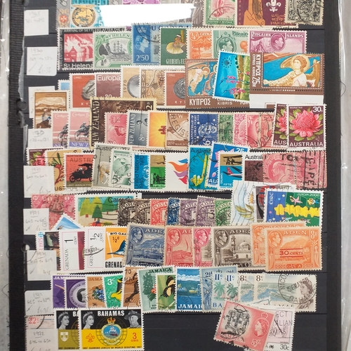 32 - Box of album leaves - 100's mostly Commonwealth, some foreign - viewing required