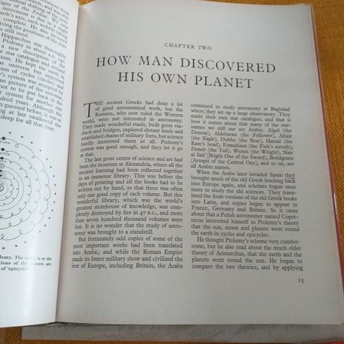 40 - Eagle Books of: Motorsports 1958, The Universe 1960, Spacecraft Models 1960.  Three in total, all ve... 