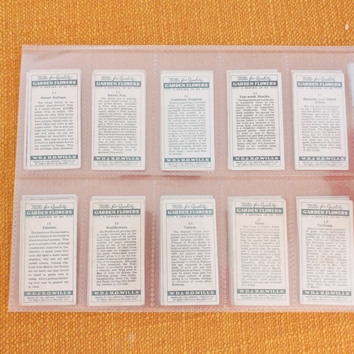 52 - 4 Flower sets from Wills and Carreras, all very clean and in very good condition.  Cat £85