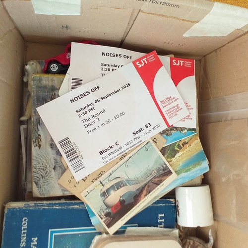 58 - Box of little collectables