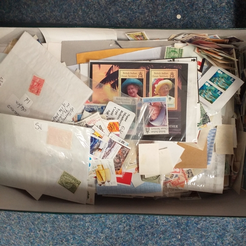 6 - Box: Better all world kiloware, but mostly British Commonwealth. Majority off paper and includes man... 