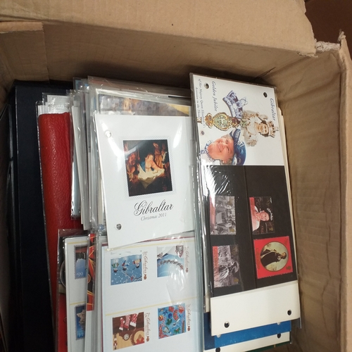 7 - Box: Gibraltar contains presentation packs, year packs, sheetlets & covers. There are 3 collections,... 
