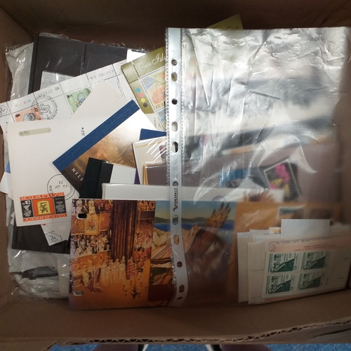 11 - Glory Box, All world, includes stamps, miniature sheets and sheetlets, presentation packs and a few ... 