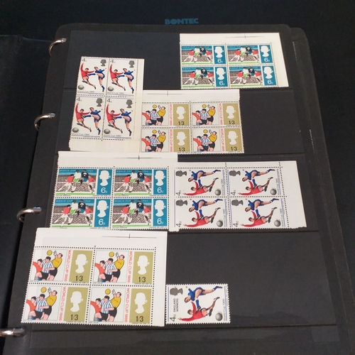 12 - Box: 6 Stock books and albums, contain collections from Jamaica, Malaysia, Football thematics and 2 ... 