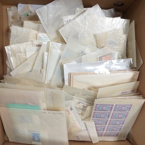 19 - Glory box - containing a quantity of world stamps in glassine envelopes mint/used - sets and singles