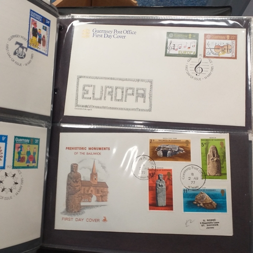 33 - Box of albums and stock books housing GB material, mint & used collections.