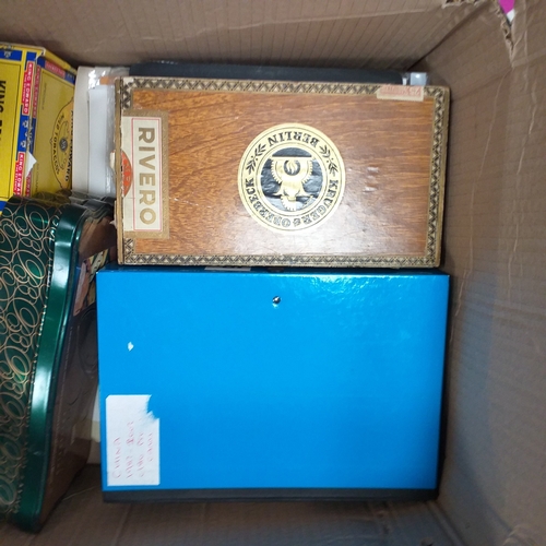 30 - Glory box housing World/Commonwealth on album leaves, Hagners, stamps in cigar boxes and tins. 3 sto... 