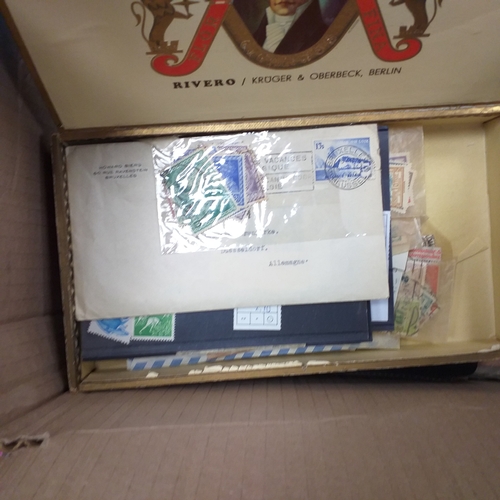 30 - Glory box housing World/Commonwealth on album leaves, Hagners, stamps in cigar boxes and tins. 3 sto... 