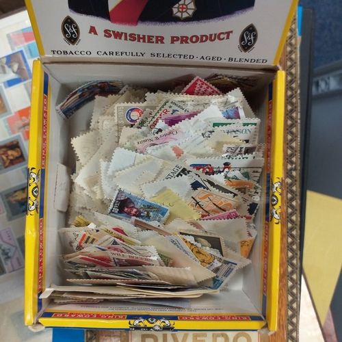 30 - Glory box housing World/Commonwealth on album leaves, Hagners, stamps in cigar boxes and tins. 3 sto... 