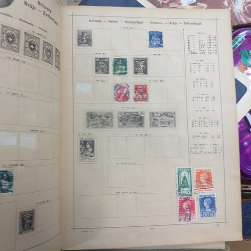 35 - Box housing a variety of collections in 8 albums/stock books includes mint Russia 1962 to 1971 appro... 