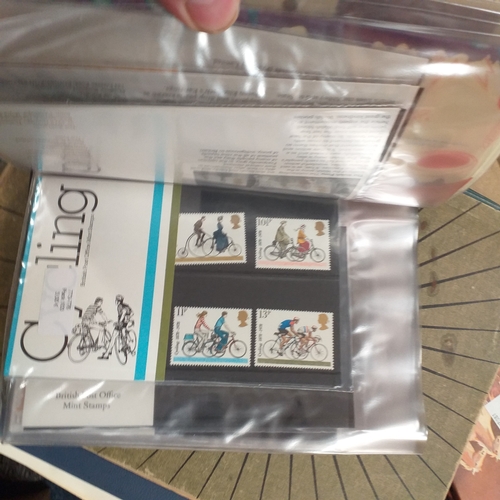 35 - Box housing a variety of collections in 8 albums/stock books includes mint Russia 1962 to 1971 appro... 
