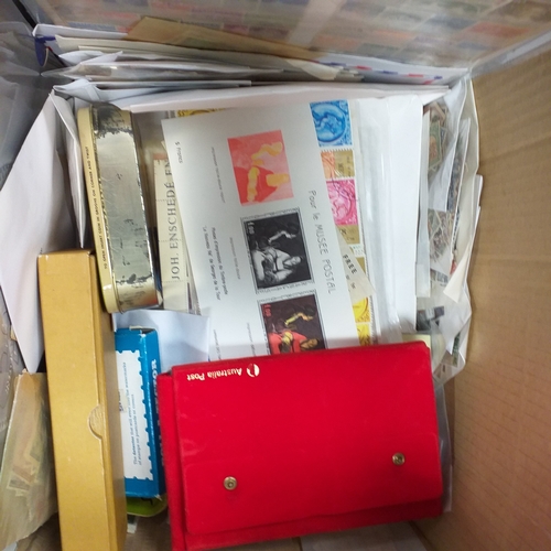 41 - Box containing stamps in packets (all off paper and sorted in to countries) on stock cards, album le... 