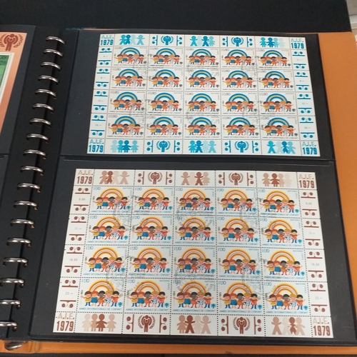 47 - Box containing 5 x Lindner Albums packed with world/europe issues mostly unmounted mint (few used) -... 