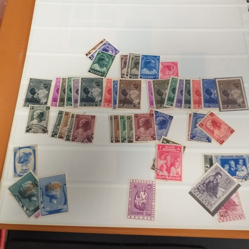 47 - Box containing 5 x Lindner Albums packed with world/europe issues mostly unmounted mint (few used) -... 