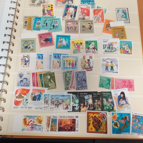 47 - Box containing 5 x Lindner Albums packed with world/europe issues mostly unmounted mint (few used) -... 
