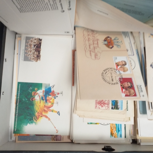 50 - Box file containing Australia includes 1987 year book, 30 plus souvenir and presentation packs plus ... 