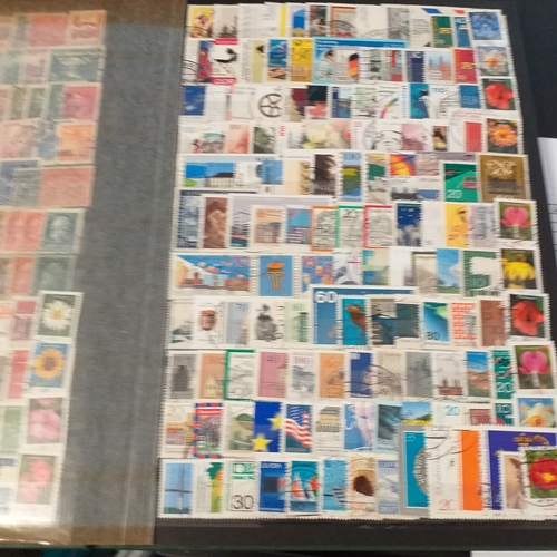 56 - Box containing British Commonwealth QV to 1960's collection in 3 binders containing 5400+/- stamps a... 