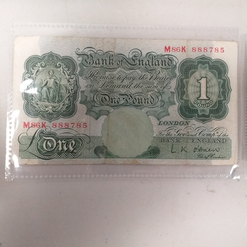 4 - Plastic packet containing 18 bank notes: 7 x GB, 6 x Japanese and also 2 x Singapore. Mostly in good... 