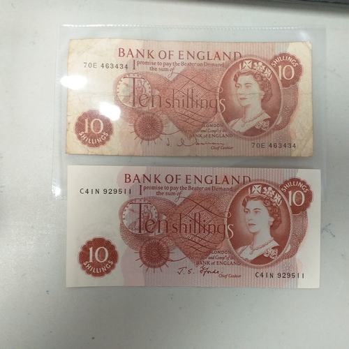 4 - Plastic packet containing 18 bank notes: 7 x GB, 6 x Japanese and also 2 x Singapore. Mostly in good... 