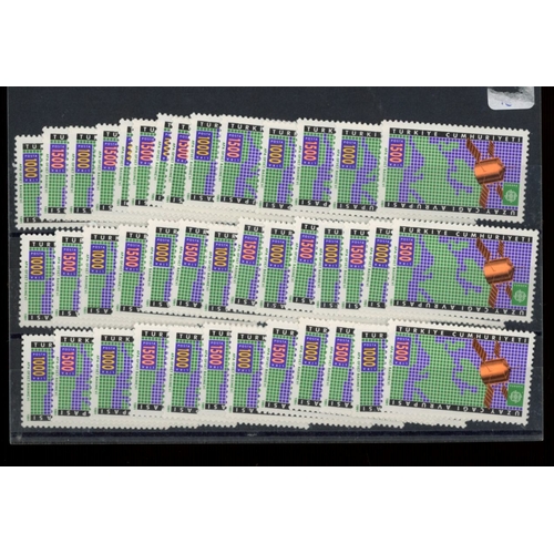 352 - 1991 Europa set U/M x 20 sets. SG 3113-4 Cat ï¿½880 (40)