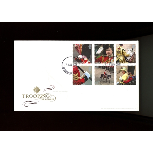 745 - 2005 Trooping the Colour Royal Mail FDC with Buckingham Palace CDS. Unaddressed, fine.