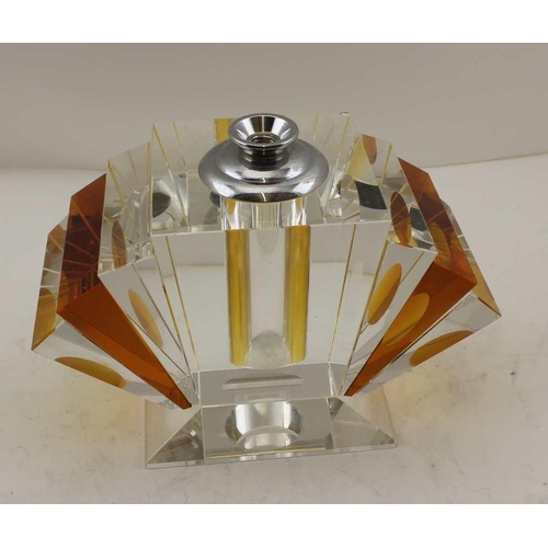 132 - AN ART DECO DESIGN SCENT BOTTLE, the body and stopper of fan form in clear and amber glass, 22cm hig... 