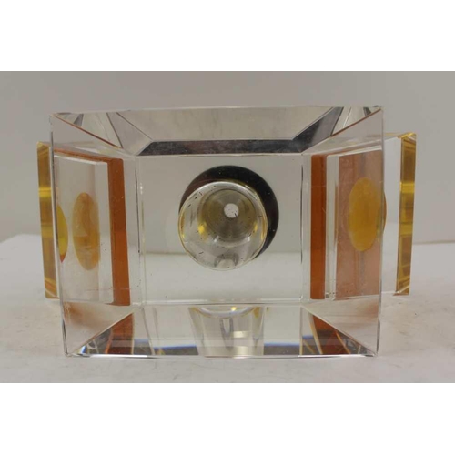 132 - AN ART DECO DESIGN SCENT BOTTLE, the body and stopper of fan form in clear and amber glass, 22cm hig... 