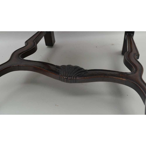 255 - A GEORGIAN DESIGN OPEN ARM CARVER CHAIR, scroll back, with pierced splat, scroll terminal arms on ca... 